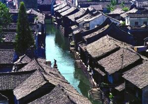 海南几点天黑游戏画面